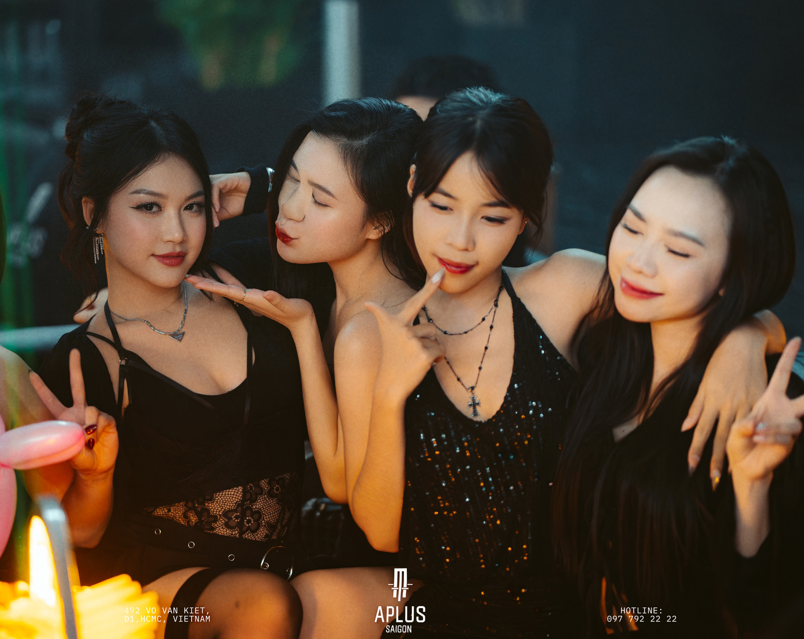 CÓ NHỮNG CÂU CHUYỆN KHÔNG CẦN NÓI – CHỈ CẦN APLUS HIỂU