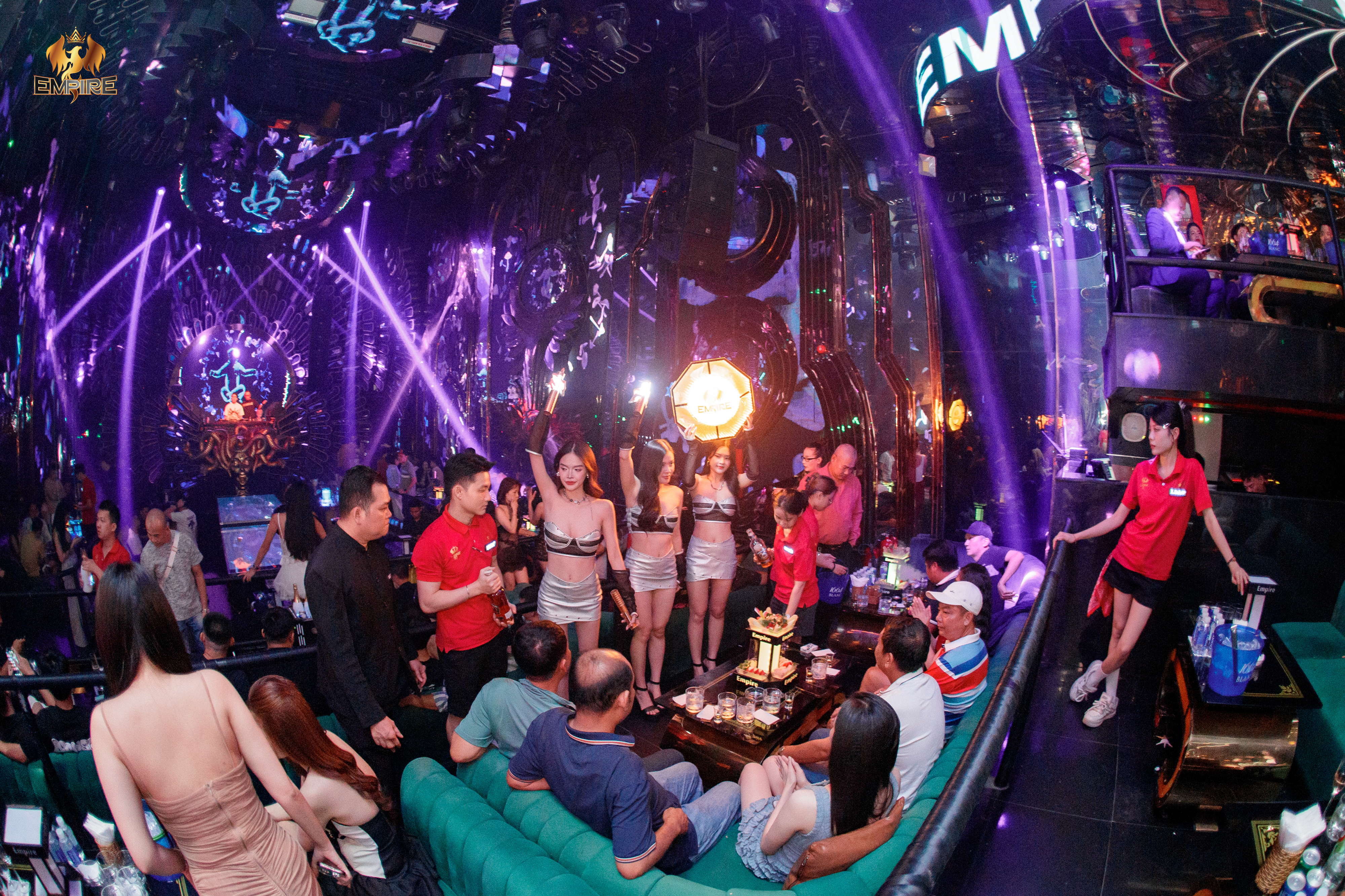 EMPIRE CLUB – NÓNG BỎNG HƠN CẢ NHIỆT ĐỘ SÀI GÒN!