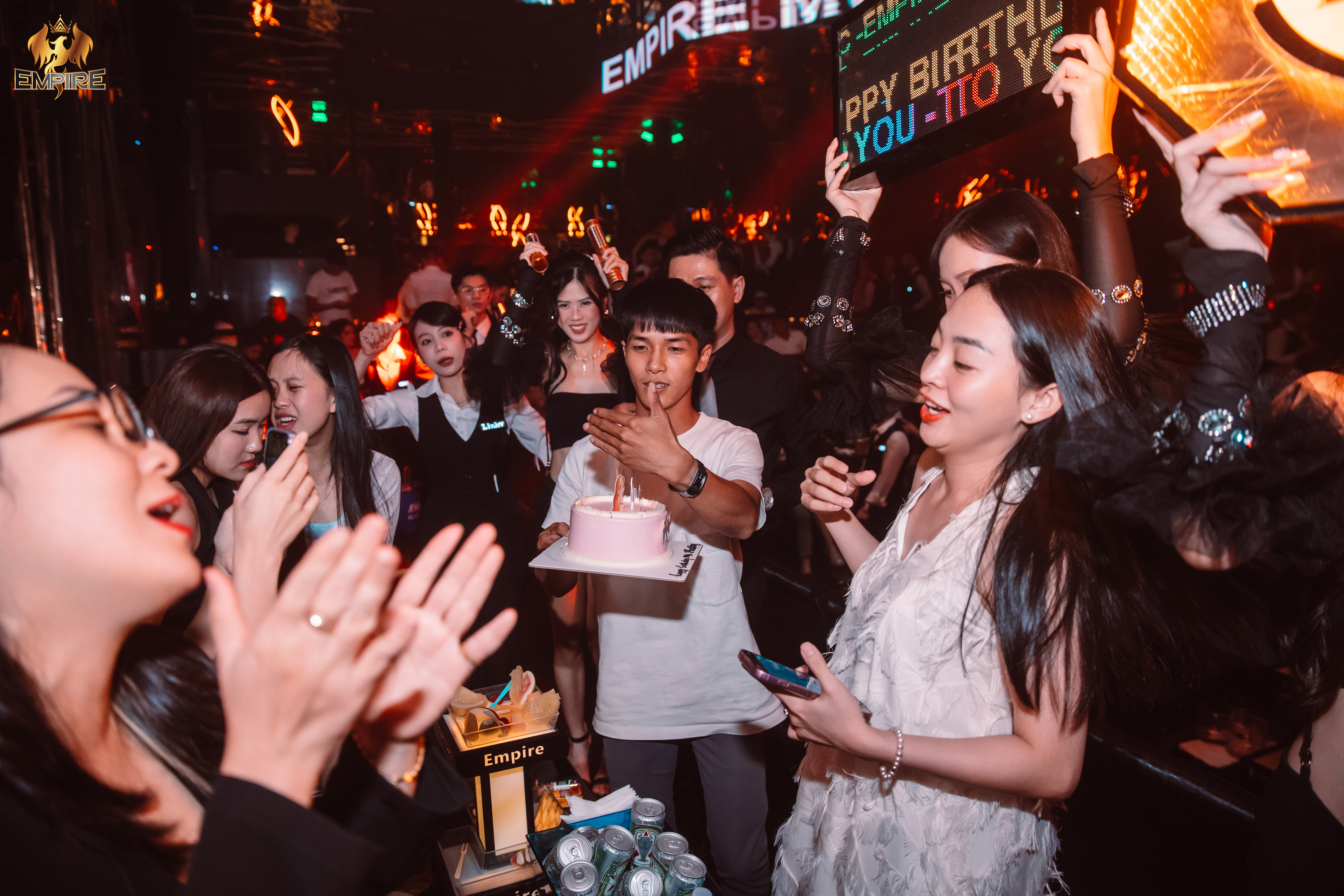 TỐI NAY LÀM GÌ? 5 LÝ DO KHÔNG THỂ CHỐI TỪ KHIẾN EMPIRE LUÔN LÀ LỰA CHỌN SỐ 1!