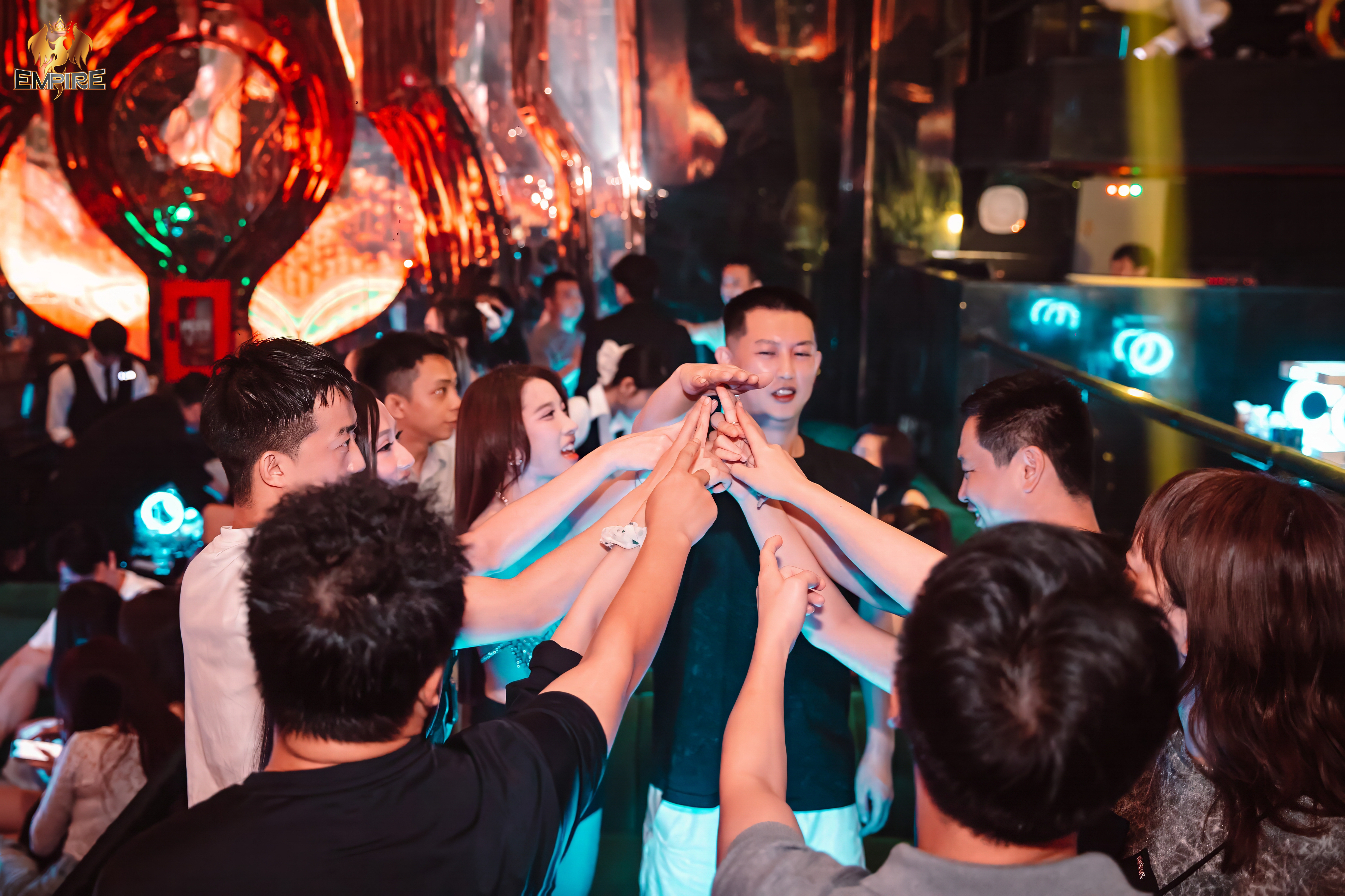 EMPIRE CLUB – NƠI CÁI ĐẸP ĐƯỢC GIỮ Ở TRẠNG THÁI TINH TẾ NHẤT