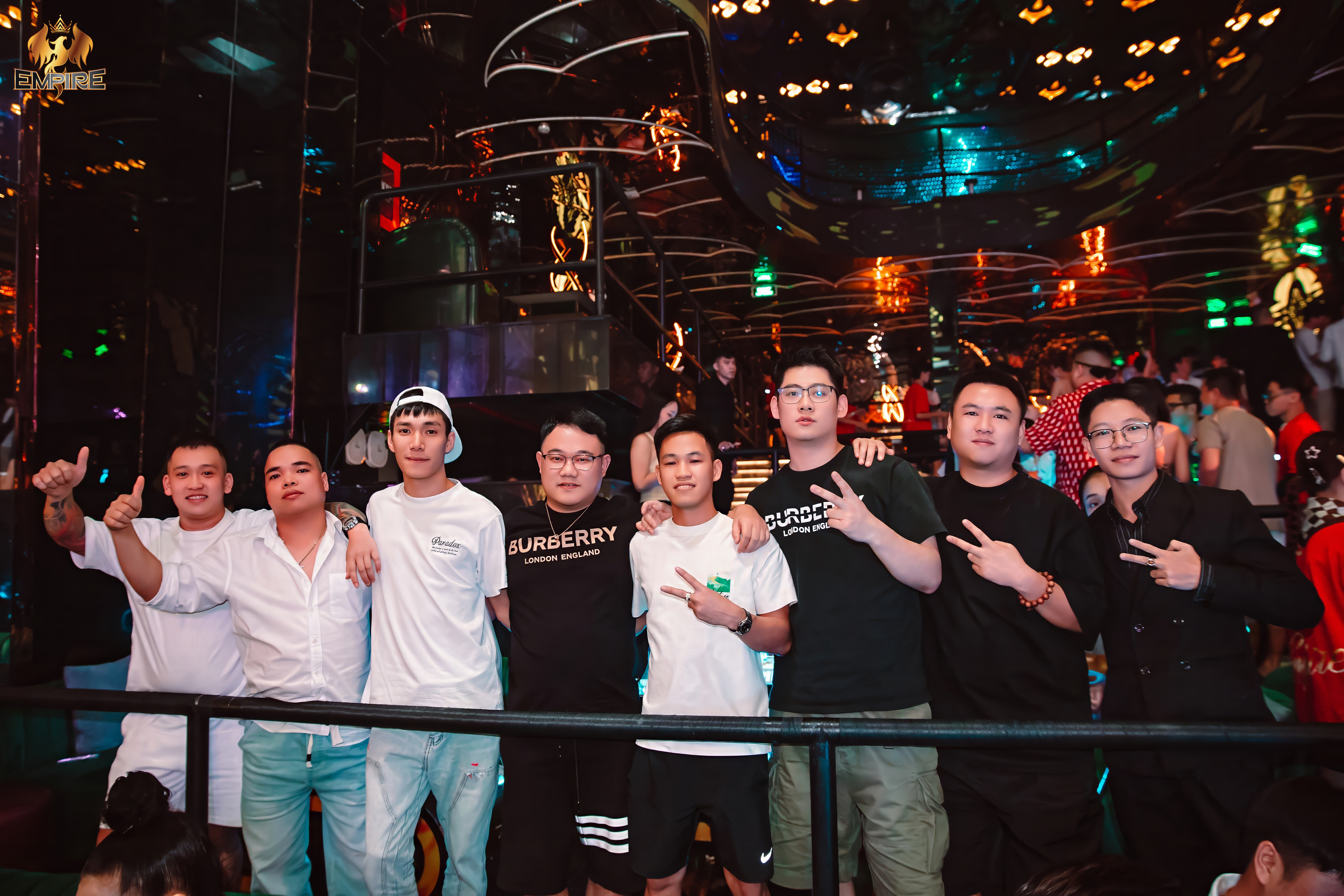 EMPIRE CLUB – KHÔNG CHỈ LÀ TIỆC ĐÊM, MÀ LÀ HÀNH TRÌNH CẢM XÚC THĂNG HOA
