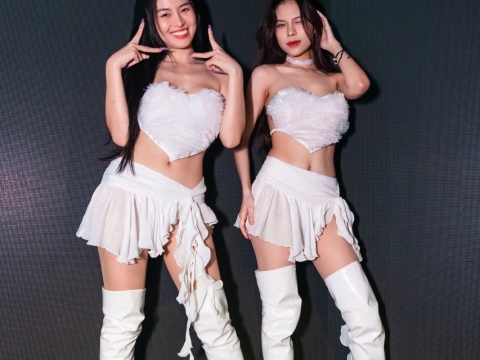 CA SĨ TUẤN HƯNG & DANCER TAMMY